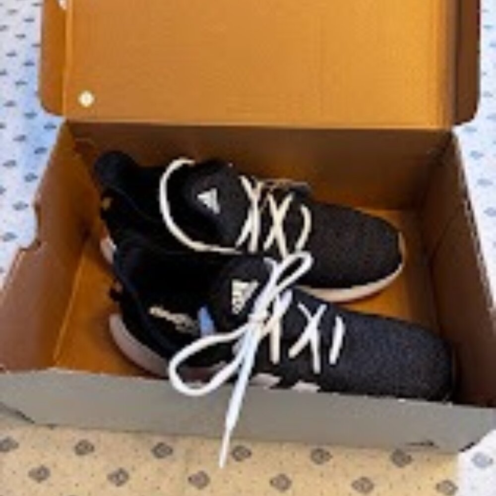 NIB Adidas Cloudfoam Pure SPW Women Size 9.5M New with Tags